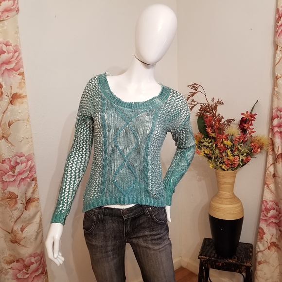 💕A.n.a Sweater Size M💕 - Picture 2 of 8